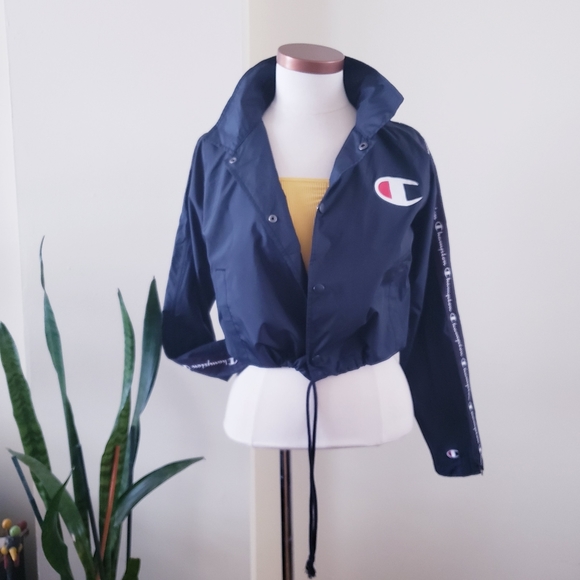 CHAMPION NWOT Zipper Tape Cropped Coaches Jacket - Black XS - Picture 13 of 13